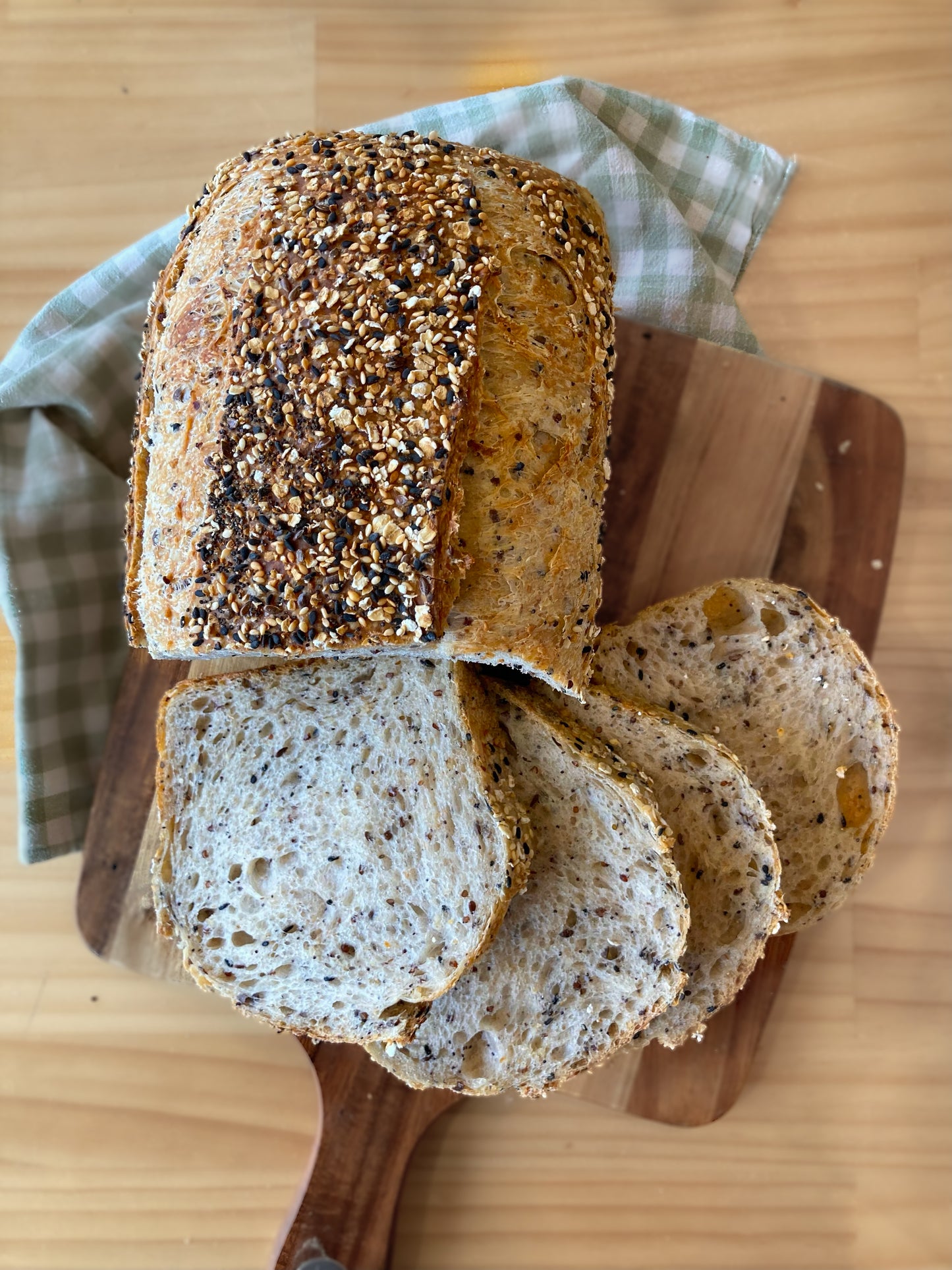 Quinoa Oat & Linseed Sourdough