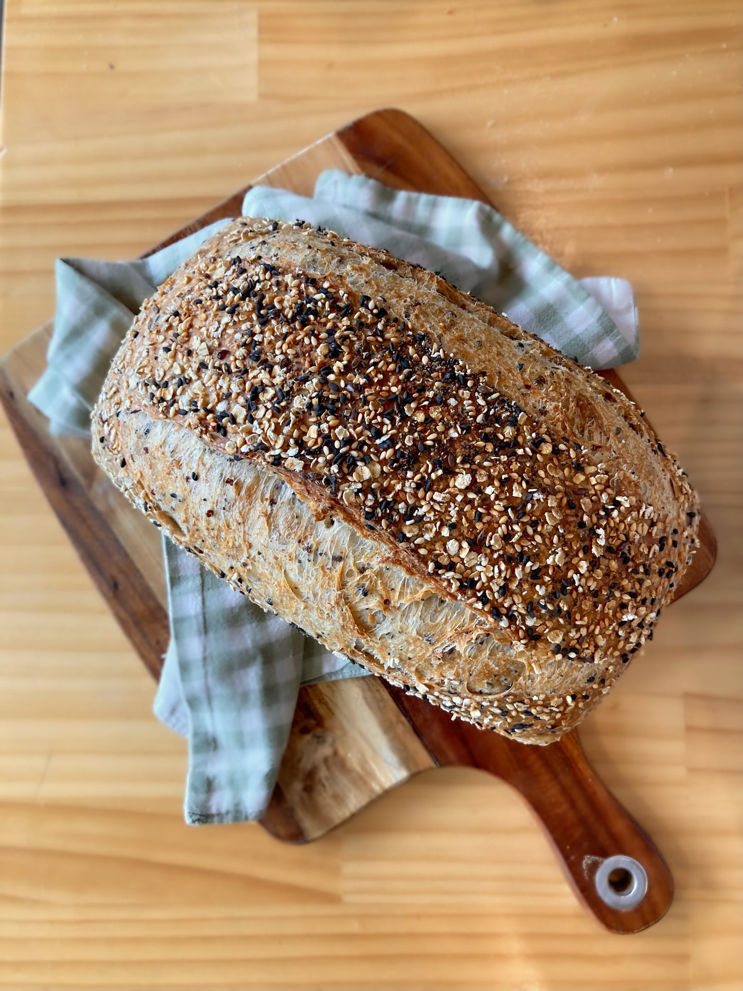 Quinoa Oat & Linseed Sourdough